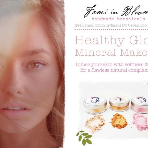 Natural Bronzer Mineral Face and Body Shimmer Powder, Organic / Urban Eco Beauty - Picture 5 of 15